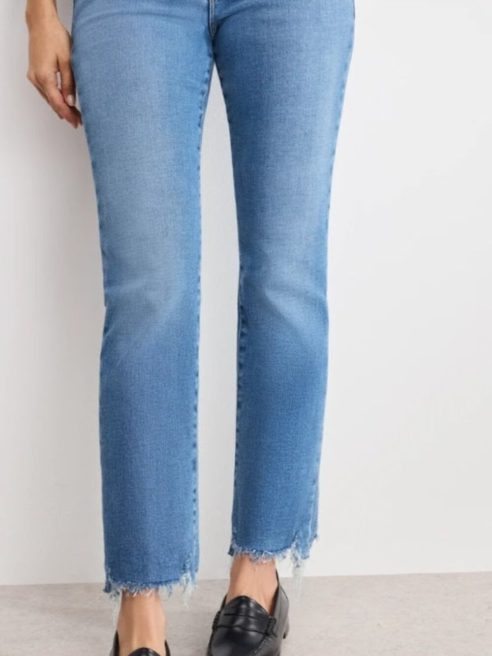GOOD AMERICAN SOFT TECH GOOD LEGS STRAIGHT JEANS - Picture 2 of 7